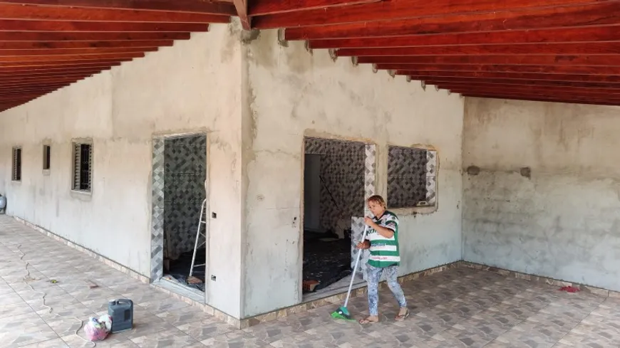 Foto 1 de Fazenda/Sítio com 2 Quartos à venda, 225m² em Bairro dos Pires, Limeira