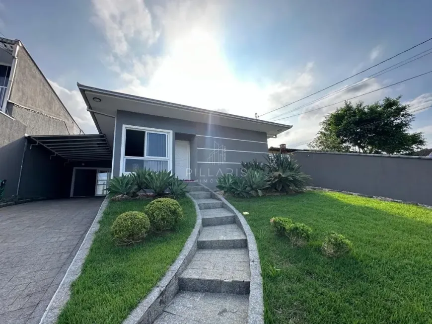 Foto 1 de Casa com 3 Quartos à venda, 188m² em Boehmerwald, Joinville
