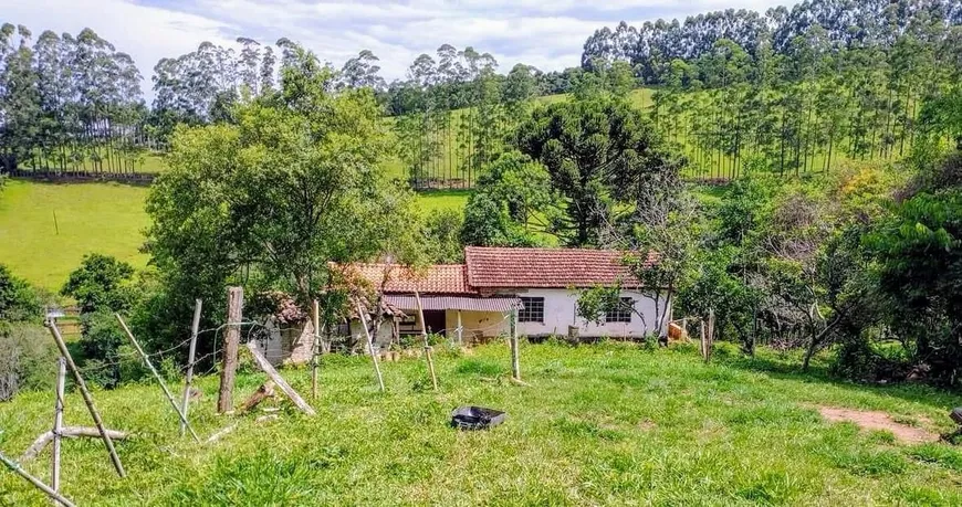 Foto 1 de Lote/Terreno à venda, 96800m² em Zona Rural, Cambuí