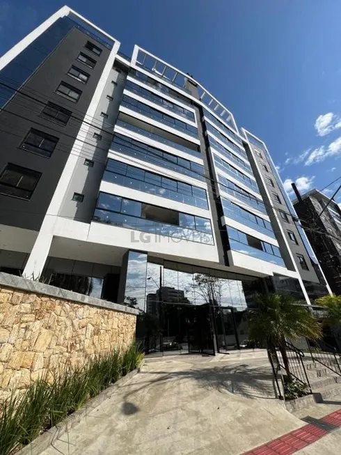 Foto 1 de Apartamento com 4 Quartos à venda, 218m² em América, Joinville