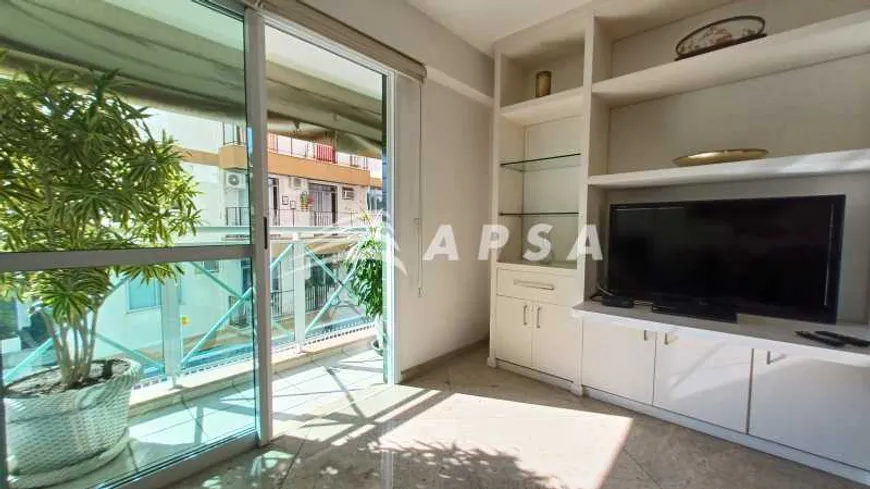 Foto 1 de Apartamento com 2 Quartos à venda, 101m² em Humaitá, Rio de Janeiro