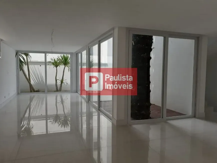 Foto 1 de Sobrado com 4 Quartos à venda, 354m² em Jardim Petrópolis, São Paulo