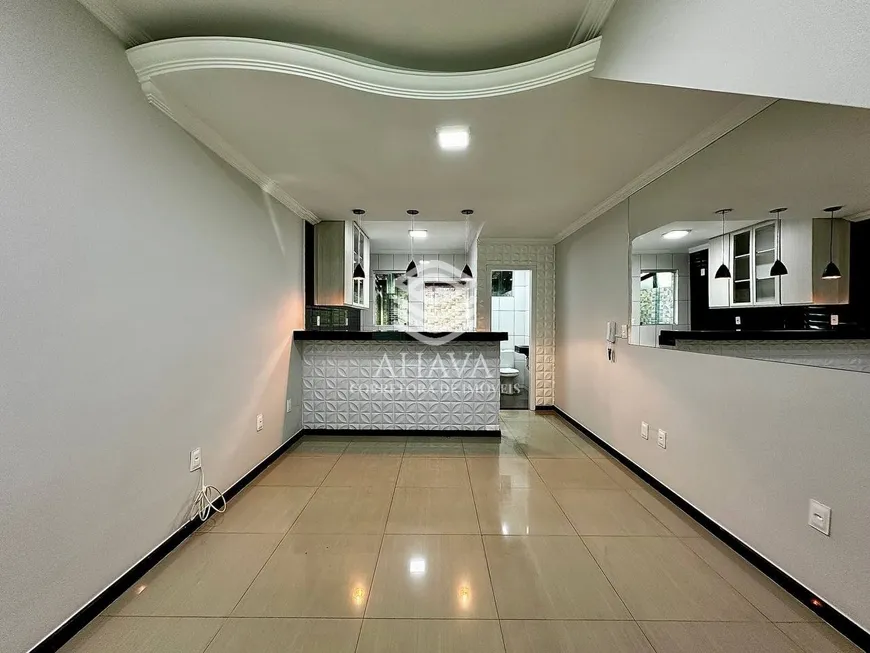 Foto 1 de Casa com 2 Quartos à venda, 90m² em Santa Mônica, Belo Horizonte