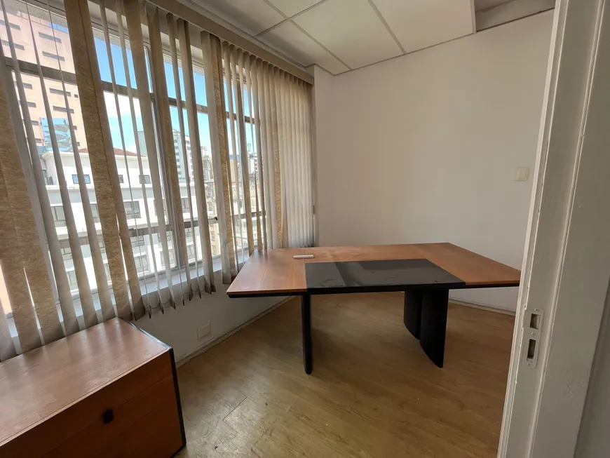 Foto 1 de Sala Comercial com 6 Quartos à venda, 100m² em Liberdade, São Paulo