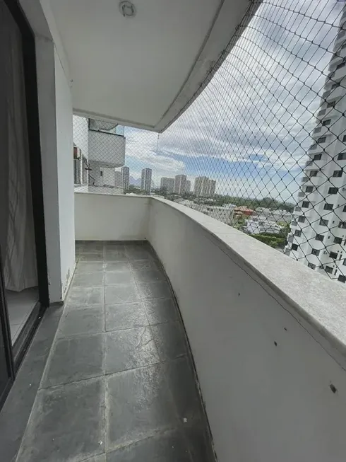 Foto 1 de Apartamento com 2 Quartos à venda, 67m² em Barra da Tijuca, Rio de Janeiro