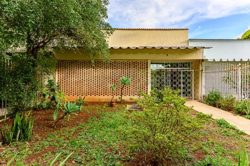 Foto 1 de Casa com 4 Quartos à venda, 150m² em Asa Sul, Brasília