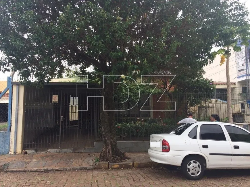 Foto 1 de Casa com 3 Quartos à venda, 212m² em Centro, Araraquara