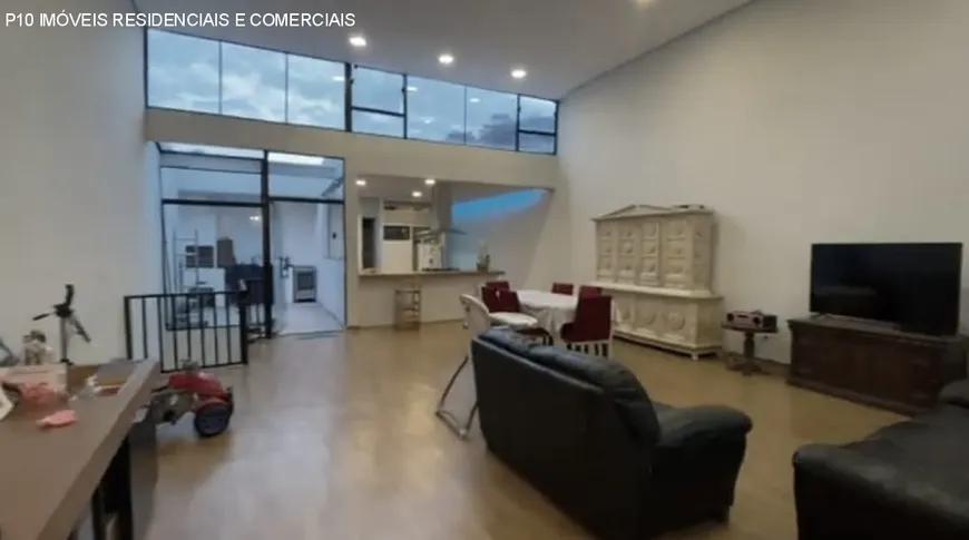 Foto 1 de Casa com 6 Quartos à venda, 520m² em Vila Romana, São Paulo