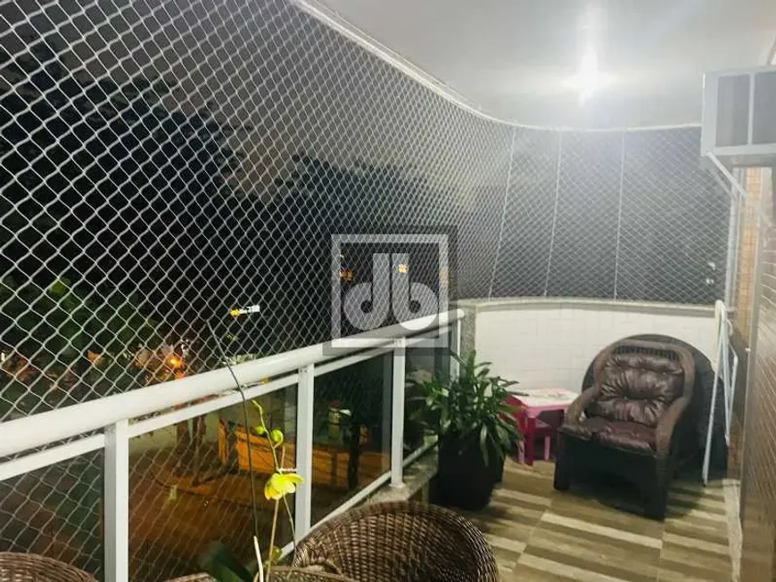 Foto 1 de Apartamento com 3 Quartos à venda, 105m² em Jardim Guanabara, Rio de Janeiro