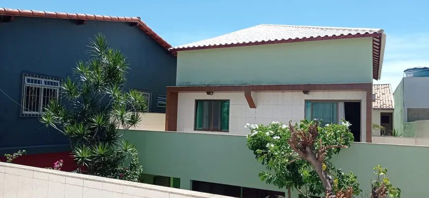 Foto 1 de Casa com 2 Quartos à venda, 177m² em Parque Burle, Cabo Frio