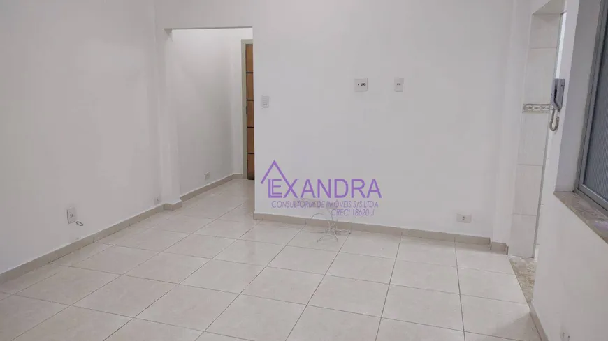 Foto 1 de Apartamento com 1 Quarto para alugar, 35m² em Santa Ifigênia, São Paulo