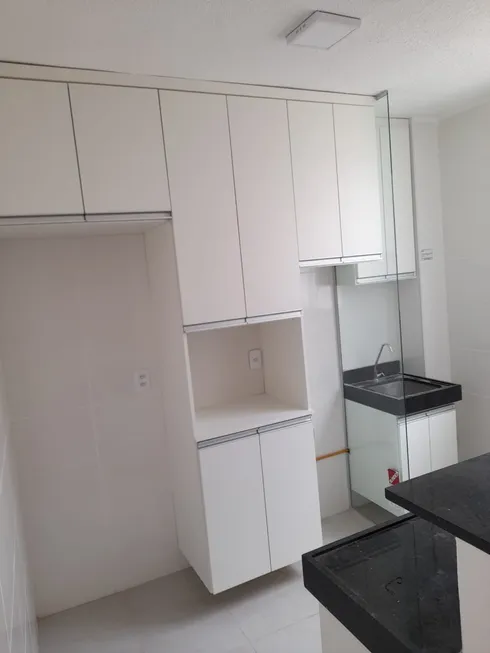 Foto 1 de Apartamento com 2 Quartos para alugar, 40m² em Jardim Santa Isabel, Cuiabá