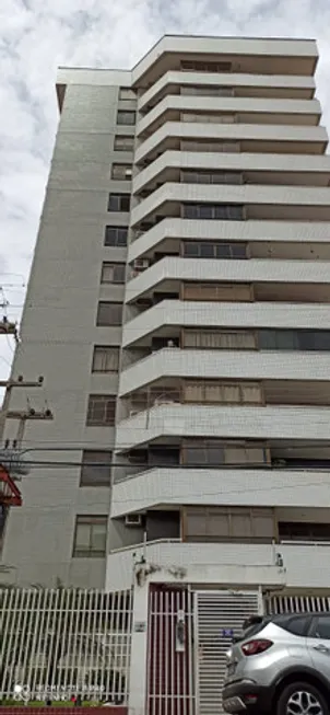 Foto 1 de Apartamento com 4 Quartos à venda, 210m² em Jóquei, Teresina