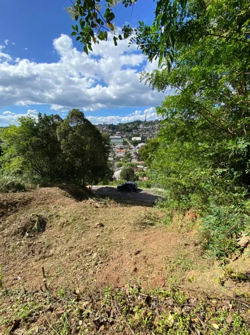 Foto 1 de Lote/Terreno à venda, 400m² em Piratini, Gramado