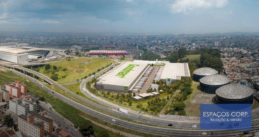 Foto 1 de Galpão/Depósito/Armazém para alugar, 2400m² em Itaquera, São Paulo