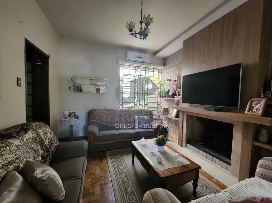 Foto 1 de Casa com 3 Quartos à venda, 218m² em Centro, Pelotas