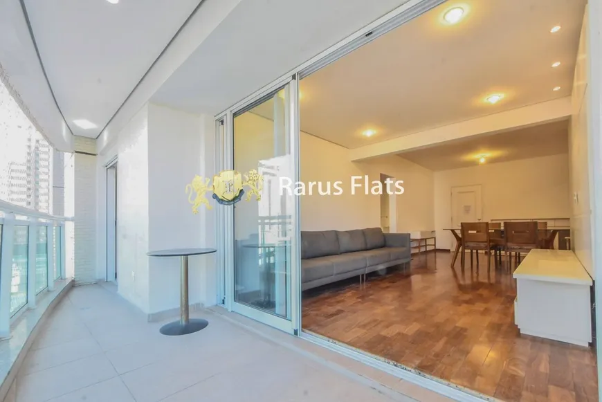 Foto 1 de Flat com 2 Quartos para alugar, 106m² em Brooklin, São Paulo