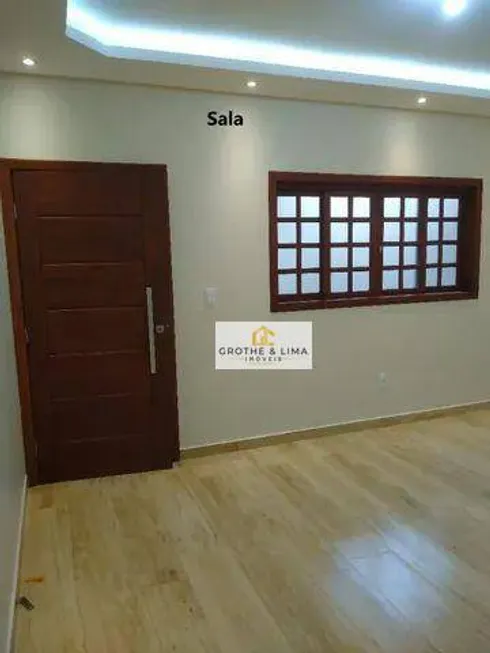 Foto 1 de Casa com 3 Quartos à venda, 110m² em Vila Santos, Caçapava