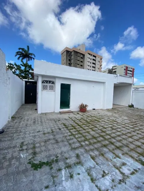 Foto 1 de Imóvel Comercial para alugar, 180m² em Joaquim Tavora, Fortaleza
