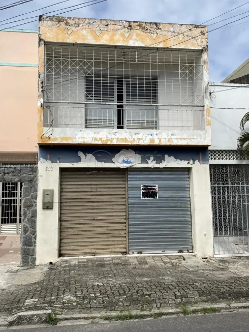 Foto 1 de Casa com 3 Quartos à venda, 200m² em Centro, Aracaju