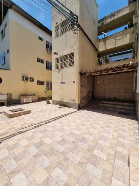 Foto 1 de Apartamento com 2 Quartos à venda, 62m² em Cosmorama, Mesquita