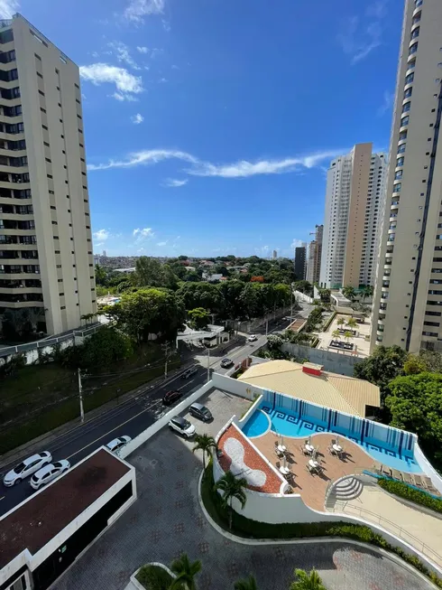 Foto 1 de Apartamento com 4 Quartos à venda, 245m² em Horto Florestal, Salvador