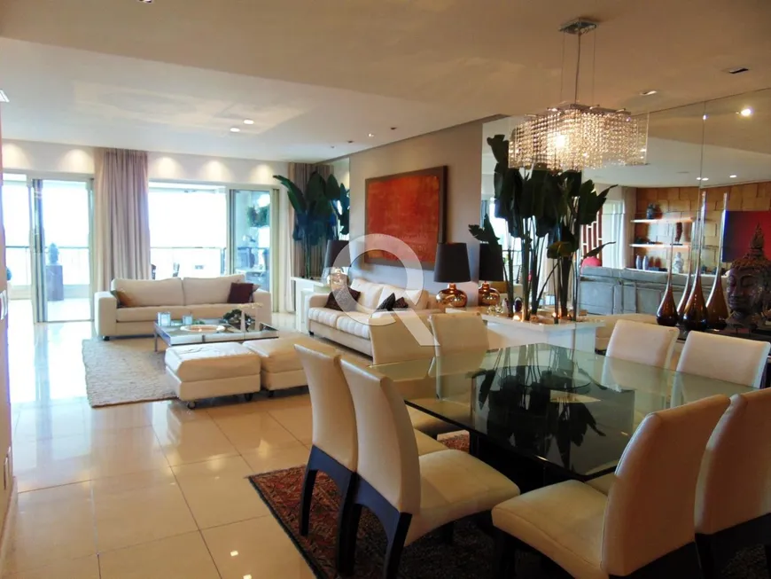 Foto 1 de Apartamento com 5 Quartos para venda ou aluguel, 435m² em Barra da Tijuca, Rio de Janeiro