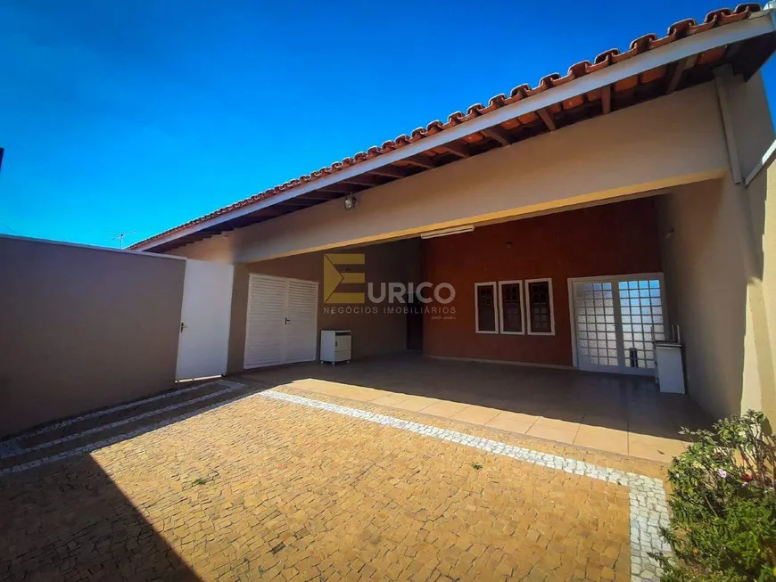 Foto 1 de Casa com 3 Quartos à venda, 290m² em Centro, Vinhedo
