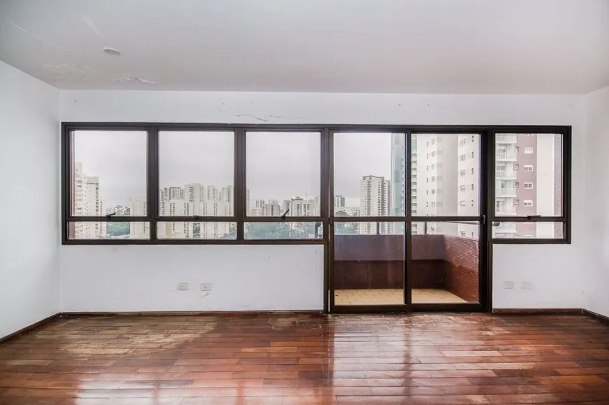 Foto 1 de Apartamento com 2 Quartos à venda, 100m² em Morumbi, São Paulo