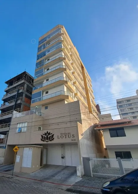 Foto 1 de Apartamento com 3 Quartos à venda, 130m² em Gravata, Navegantes