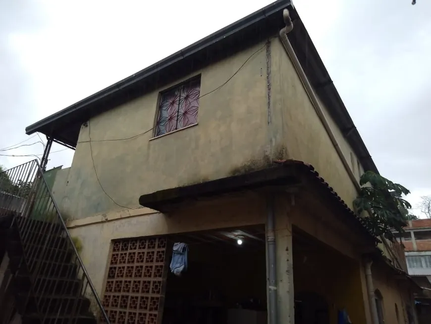 Foto 1 de Casa com 5 Quartos à venda, 500m² em Miguel Couto, Nova Iguaçu