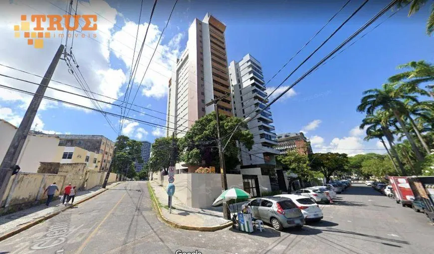 Foto 1 de Apartamento com 5 Quartos à venda, 260m² em Derby, Recife