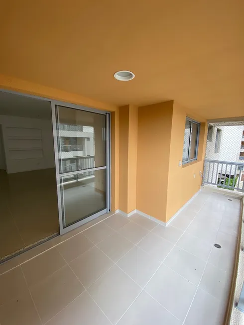 Foto 1 de Apartamento com 3 Quartos à venda, 91m² em Recreio Dos Bandeirantes, Rio de Janeiro