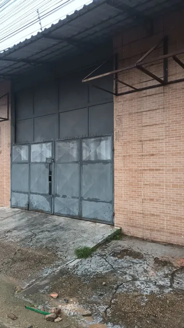 Foto 1 de Galpão/Depósito/Armazém com 2 Quartos para alugar, 290m² em Ponta Negra, Manaus