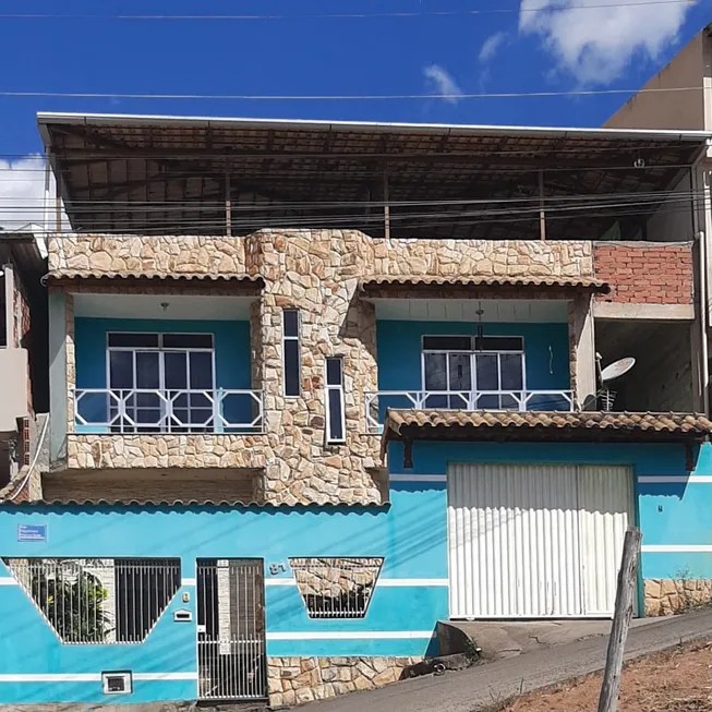 Foto 1 de Casa com 3 Quartos à venda, 600m² em Fontesville, Juiz de Fora