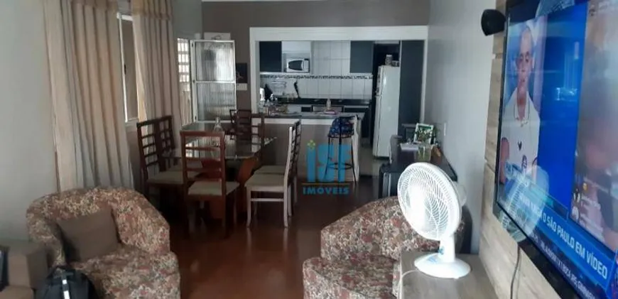 Foto 1 de Sobrado com 3 Quartos à venda, 215m² em Bussocaba, Osasco