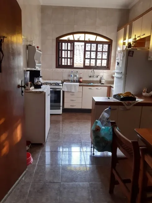 Foto 1 de Casa com 2 Quartos à venda, 160m² em Cidade Dutra, São Paulo
