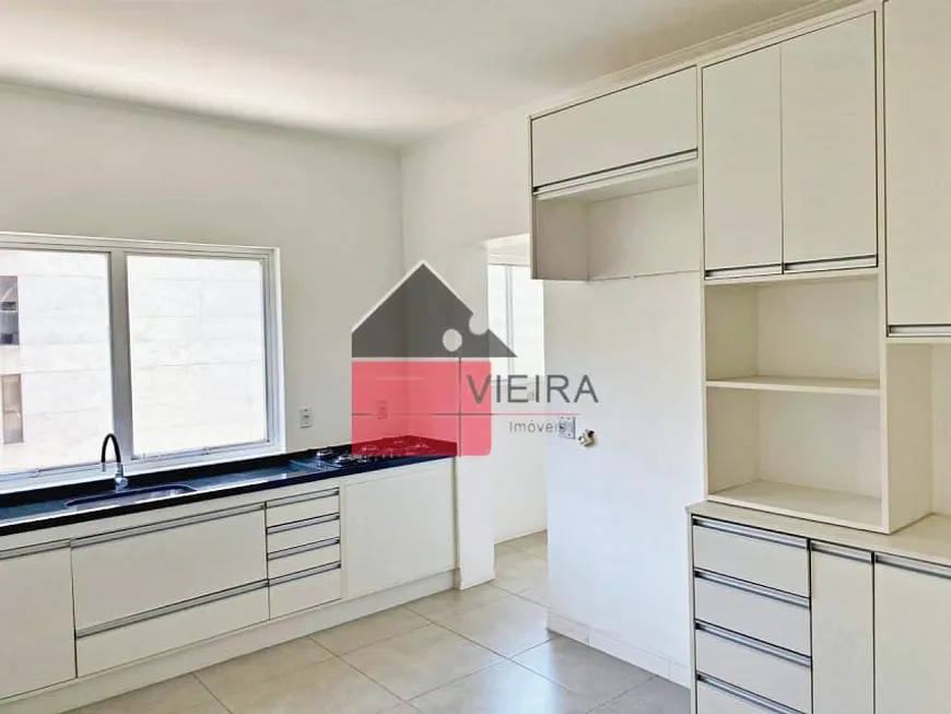 Foto 1 de Apartamento com 3 Quartos para alugar, 180m² em Paraíso, São Paulo