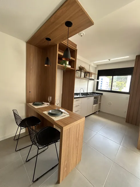 Foto 1 de Apartamento com 1 Quarto para alugar, 30m² em Carvoeira, Florianópolis