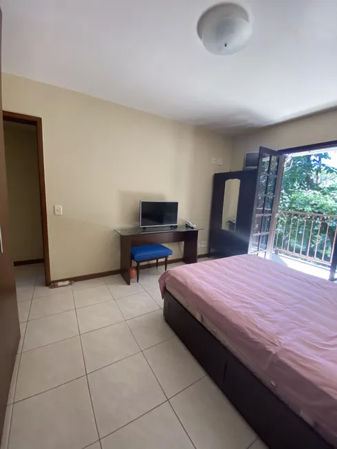 Foto 1 de Apartamento com 4 Quartos à venda, 131m² em Bonsucesso, Petrópolis