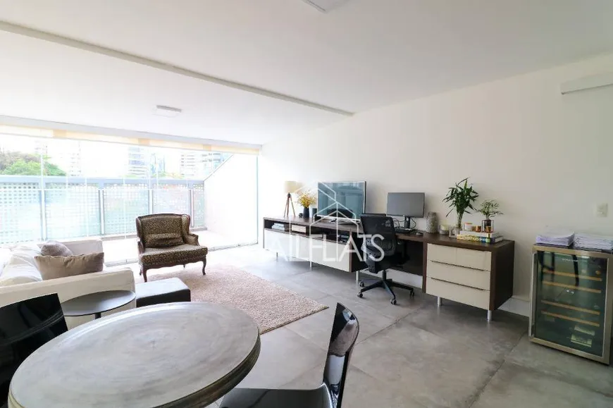 Foto 1 de Apartamento com 1 Quarto à venda, 140m² em Itaim Bibi, São Paulo