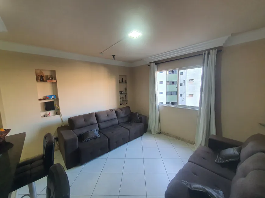 Foto 1 de Apartamento com 2 Quartos à venda, 46m² em Caminho Das Árvores, Salvador