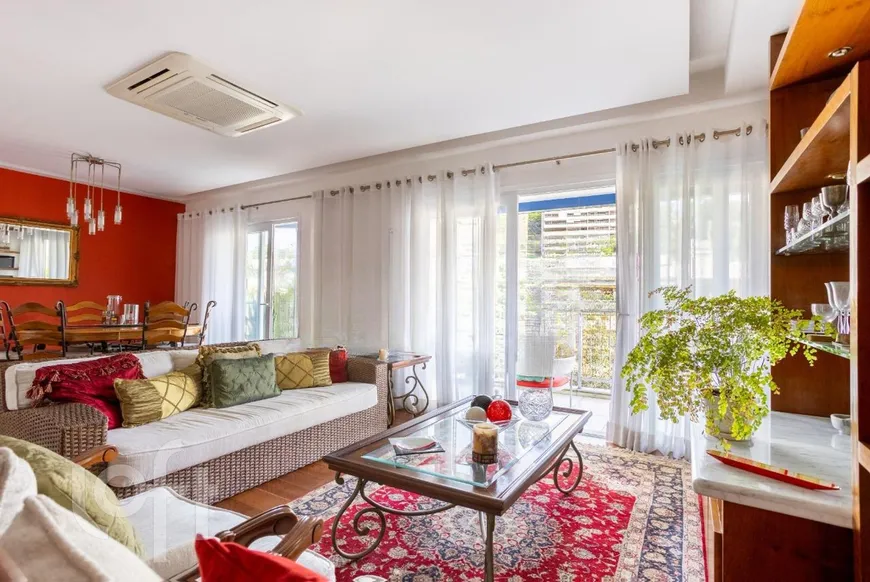 Foto 1 de Apartamento com 3 Quartos à venda, 164m² em Laranjeiras, Rio de Janeiro