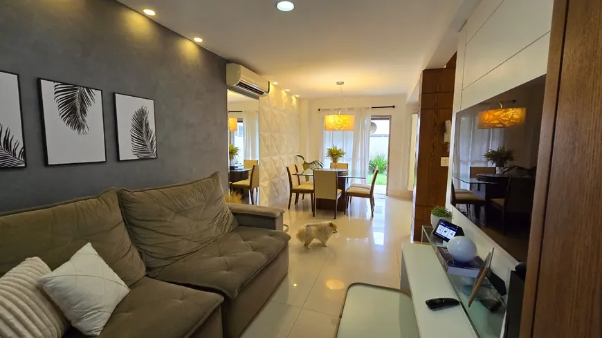 Foto 1 de Casa de Condomínio com 3 Quartos à venda, 130m² em Colina de Laranjeiras, Serra