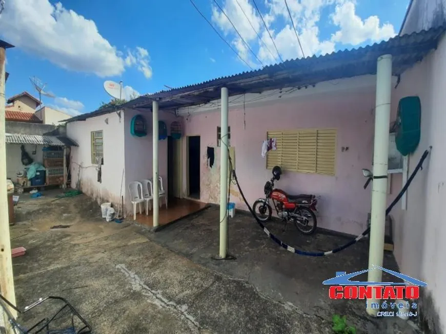 Foto 1 de Casa com 2 Quartos à venda, 261m² em Vila Costa do Sol, São Carlos