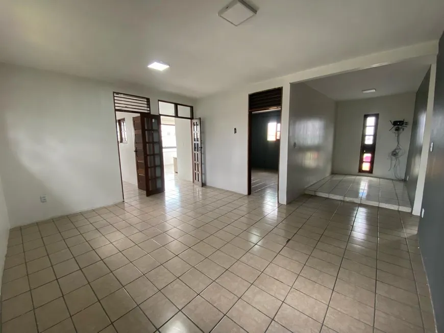 Foto 1 de Apartamento com 3 Quartos para alugar, 75m² em Indianopolis, Caruaru
