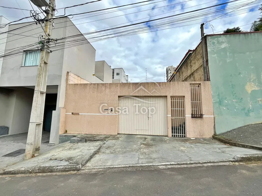 Foto 1 de Casa com 1 Quarto à venda, 297m² em Centro, Ponta Grossa