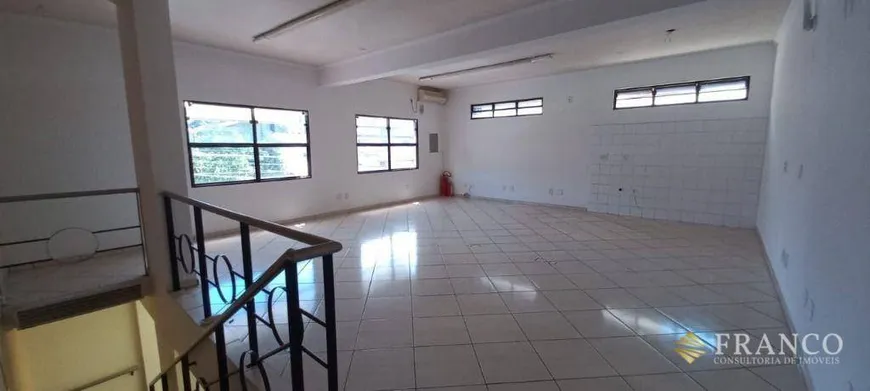 Foto 1 de Ponto Comercial para alugar, 130m² em Centro, Taubaté