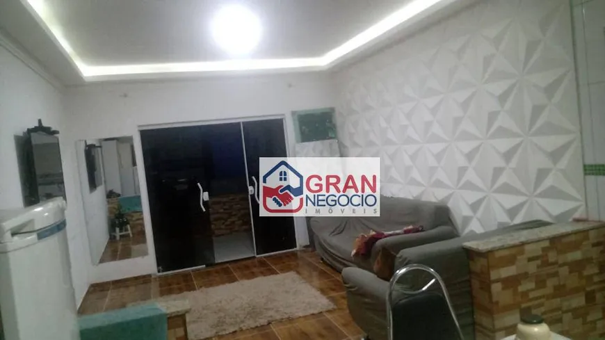 Foto 1 de Casa com 3 Quartos à venda, 210m² em Guatupe, São José dos Pinhais