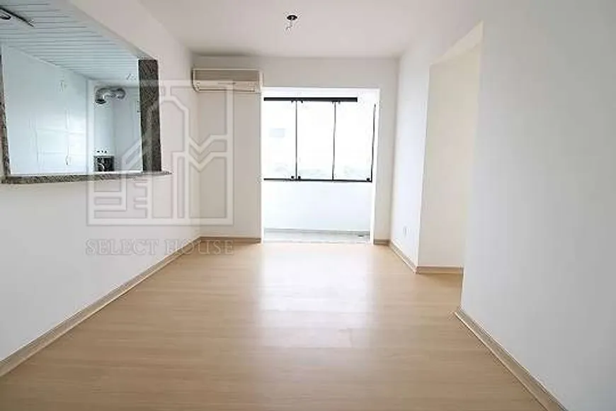 Foto 1 de Apartamento com 2 Quartos à venda, 55m² em Cavalhada, Porto Alegre